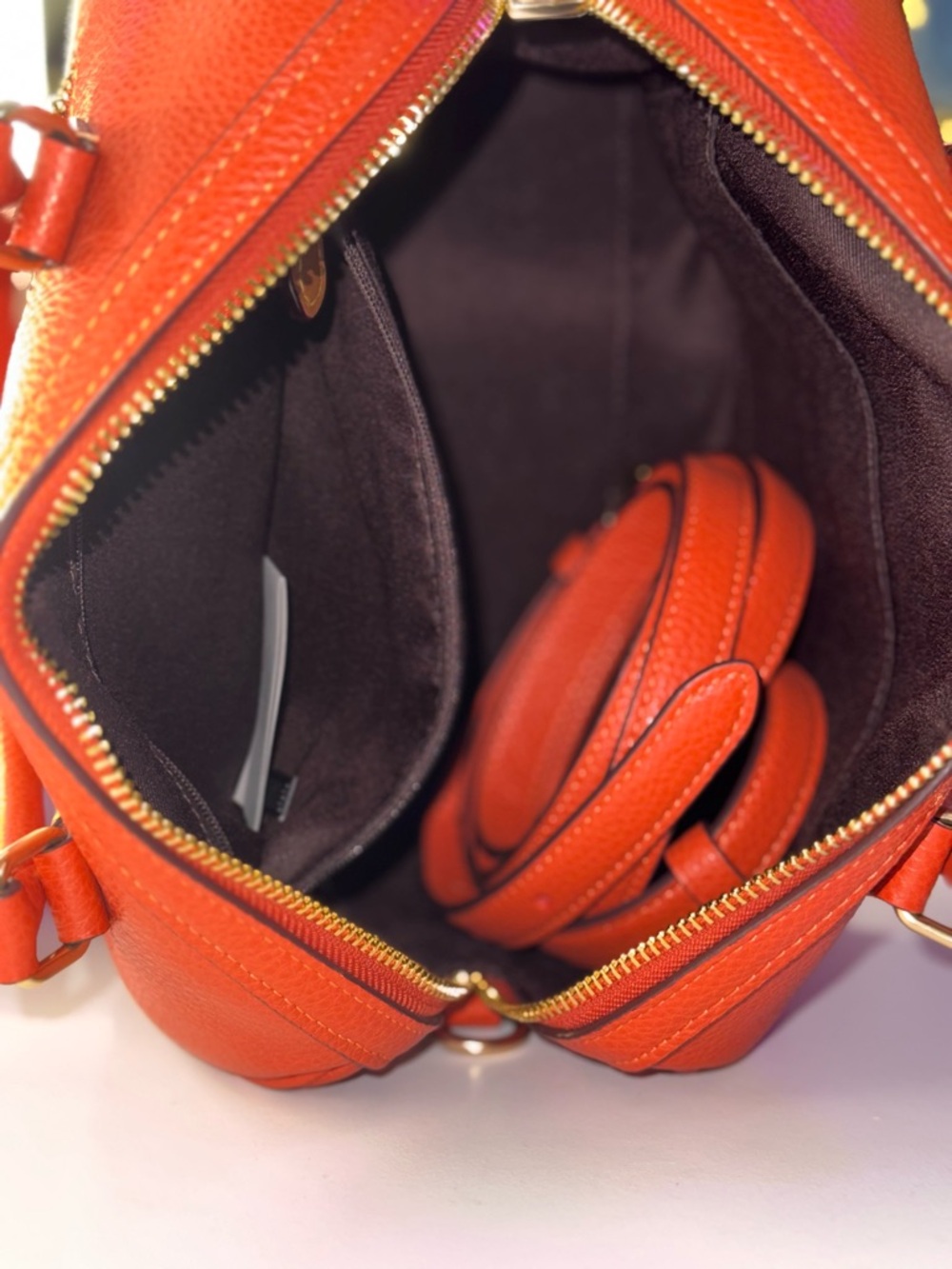🥭 Coach Medium Rowan Satchel - Picture 2 of 9